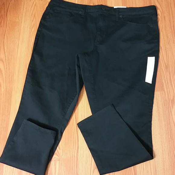 Universal tread New Size 18 Hi-rise Skinny - Picture 1 of 7